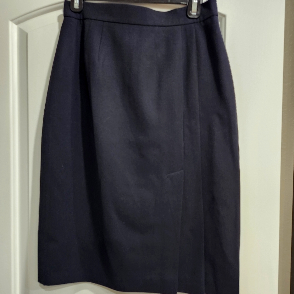 Escada Classic Black Pleated Skirt, 38 Size 8 US